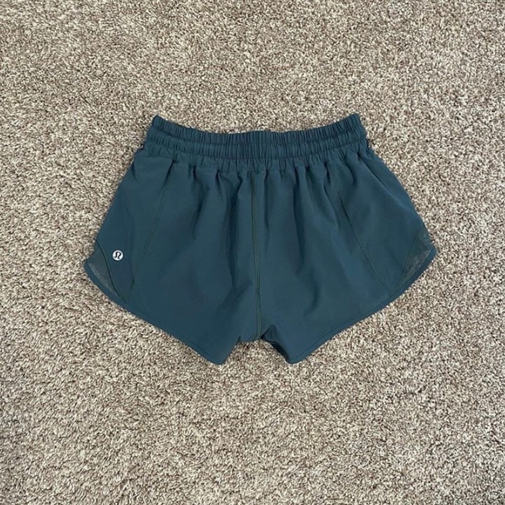 Lululemon Hotty hot shorts!